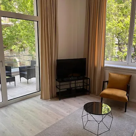 Skau Gajova Family Two Bedroom Apartment With A Terrace Free Parking Bratislava Exterior photo