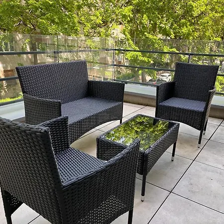 Skau Gajova Family Two Bedroom Apartment With A Terrace Free Parking Bratislava Exterior photo